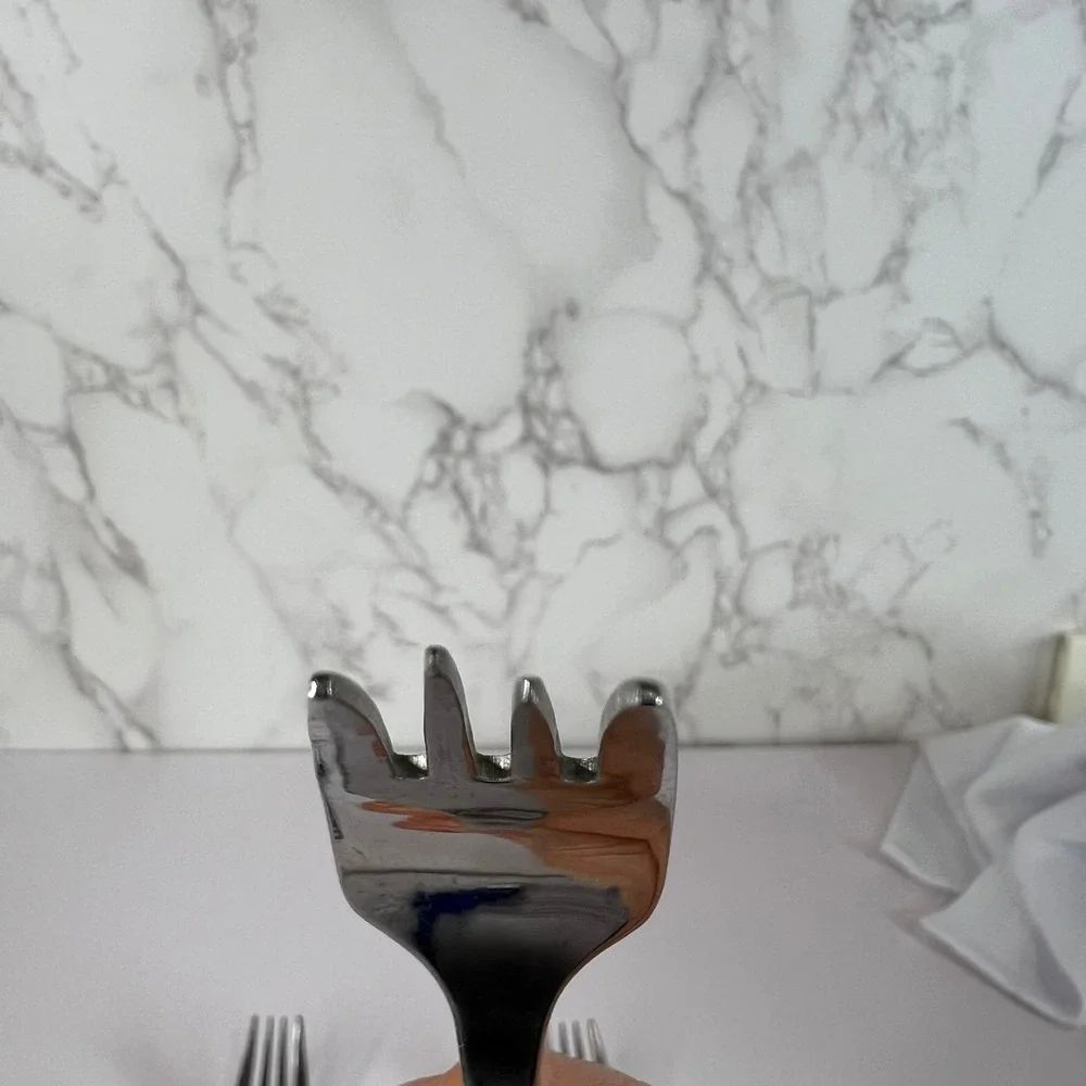 Set of 3 Oneida Apollo 18/10 Pierced Circles Glossy‎ Dinner Forks Silverware